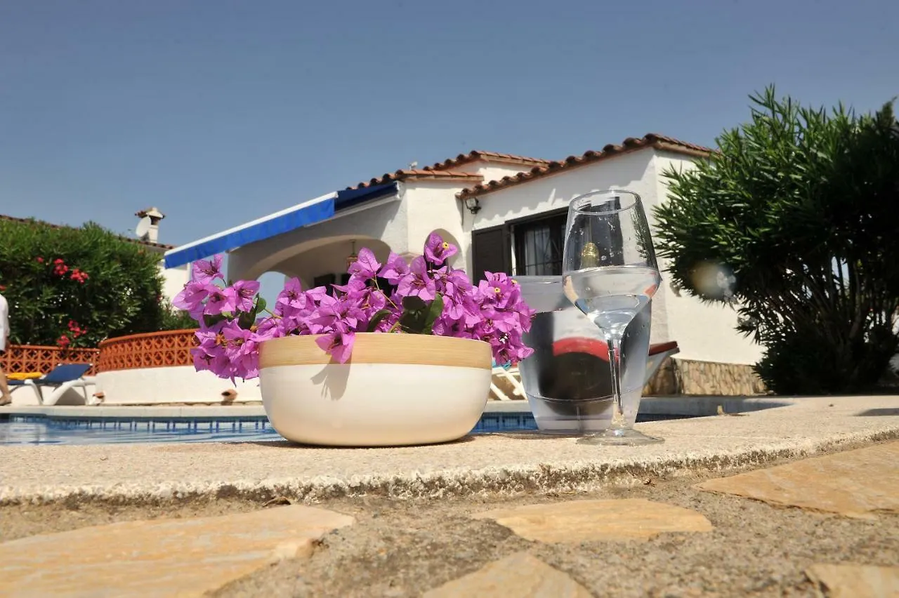 Villa Armallada L' Escala Spanyolország